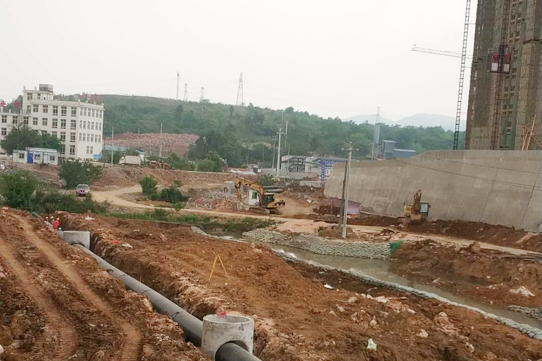 中鐵(tiě)五局路(lù)橋公司檢查井